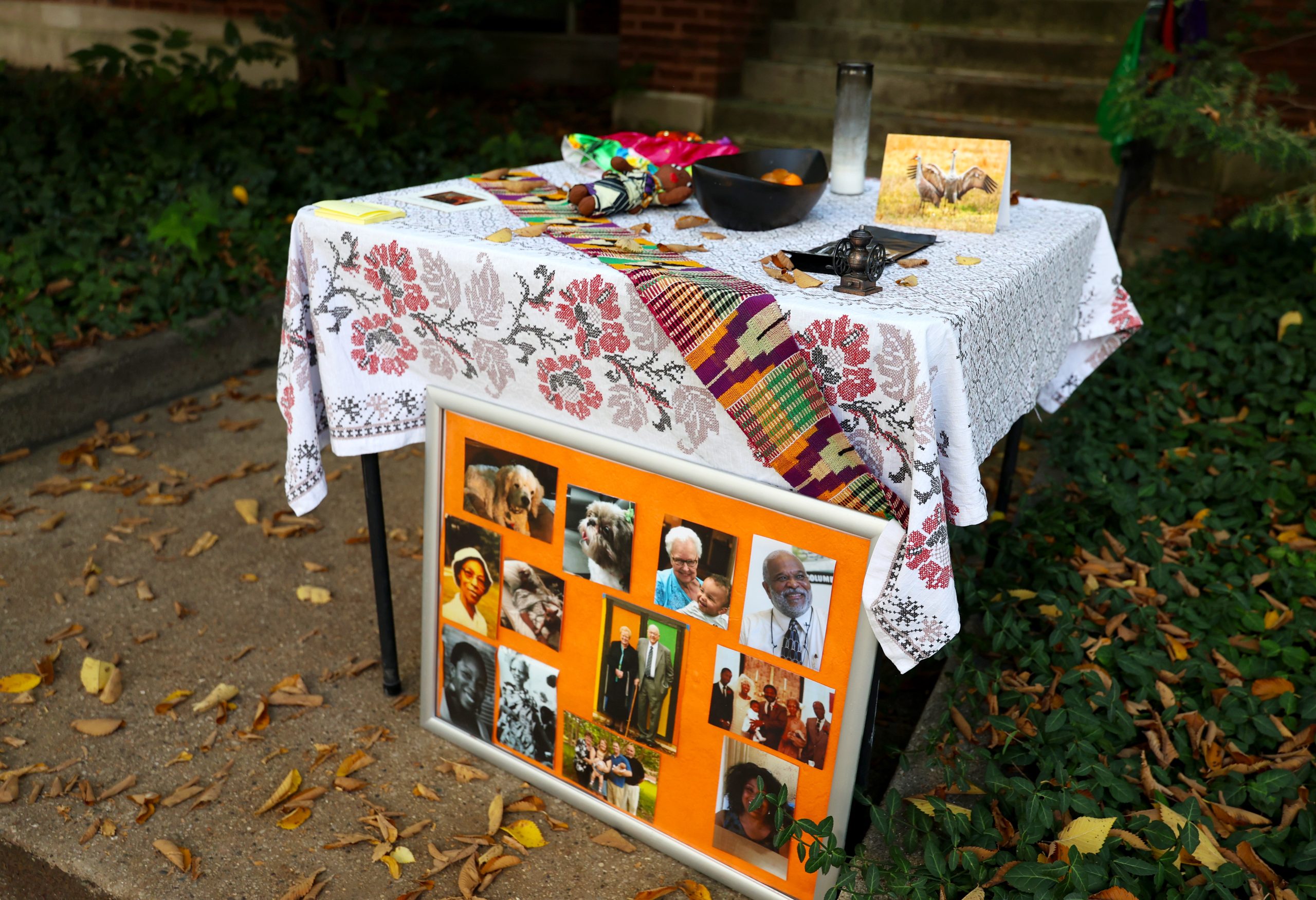 Oak Park Dia De Los Muertos rises in the face of fear